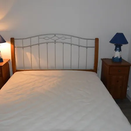 Holiday home Vertmarines 85 *