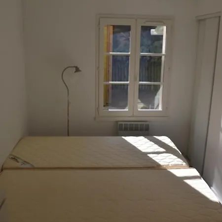 Holiday home Vertmarines 85